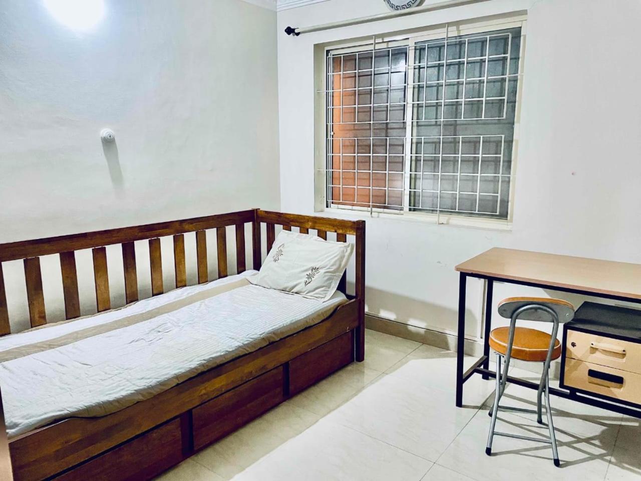 Shanthi Home Stay Puttaparthi Εξωτερικό φωτογραφία